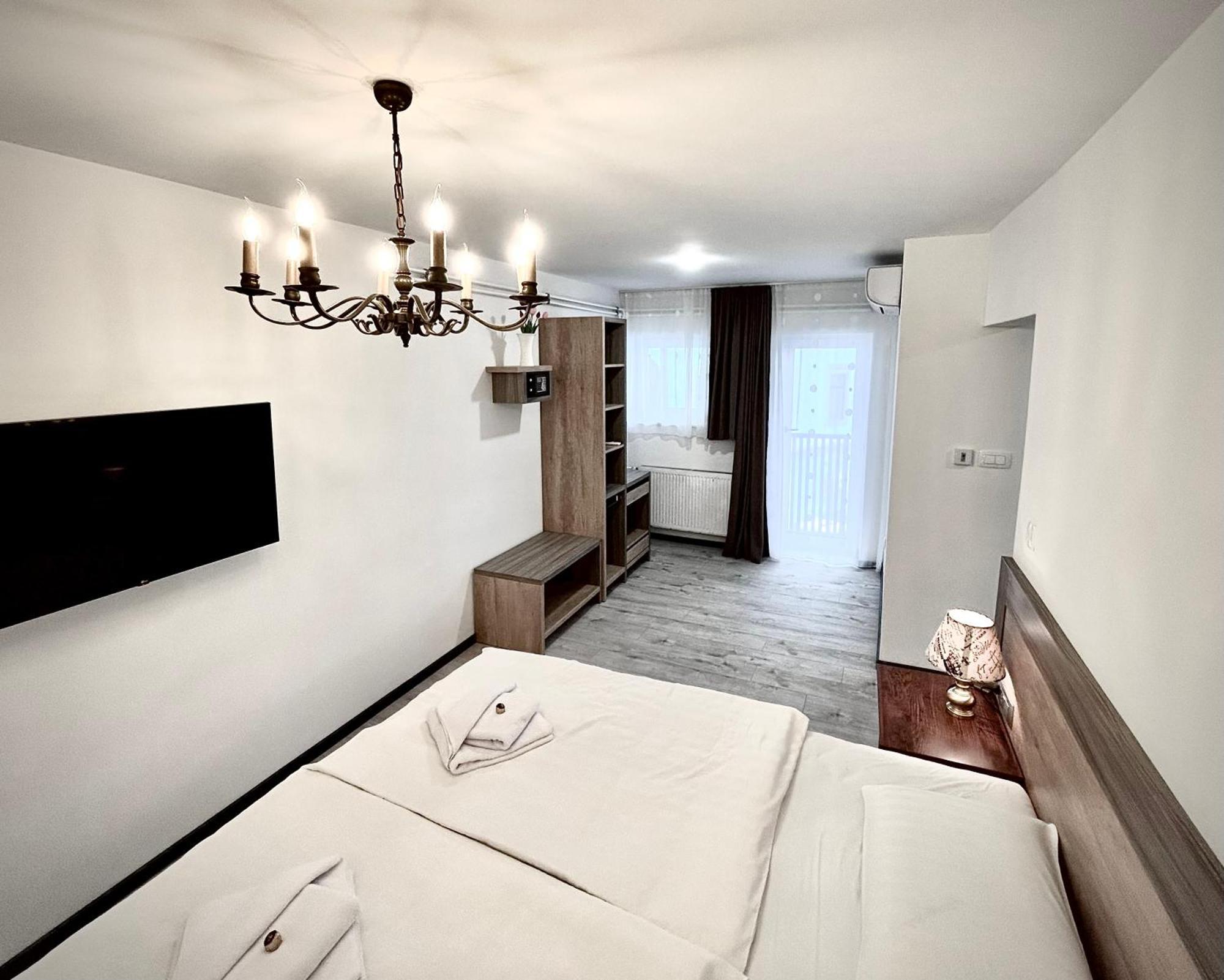 Oh Apartments & Rooms Любляна Екстериор снимка