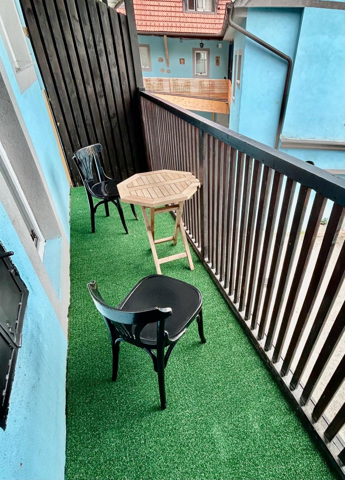 Oh Apartments & Rooms Любляна Екстериор снимка