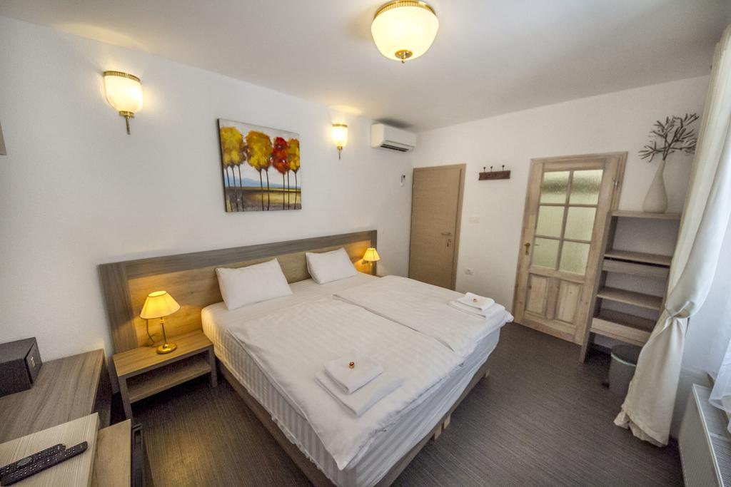 Oh Apartments & Rooms Любляна Екстериор снимка