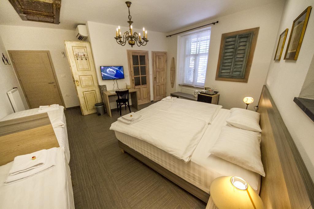 Oh Apartments & Rooms Любляна Екстериор снимка